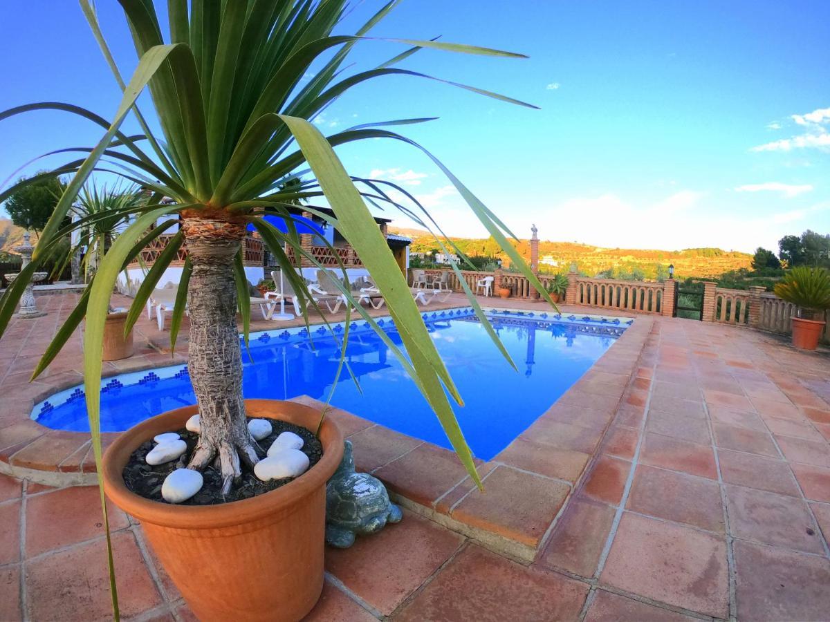Vila Casa La Araucaria Frigiliana Exteriér fotografie