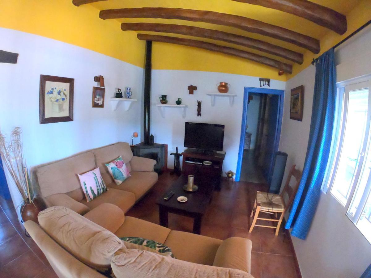 Vila Casa La Araucaria Frigiliana Exteriér fotografie
