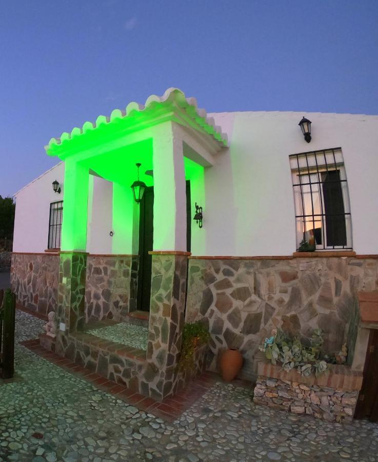 Vila Casa La Araucaria Frigiliana Exteriér fotografie