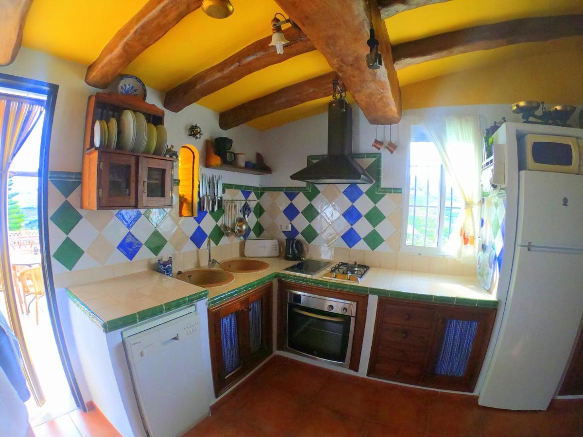 Vila Casa La Araucaria Frigiliana Exteriér fotografie