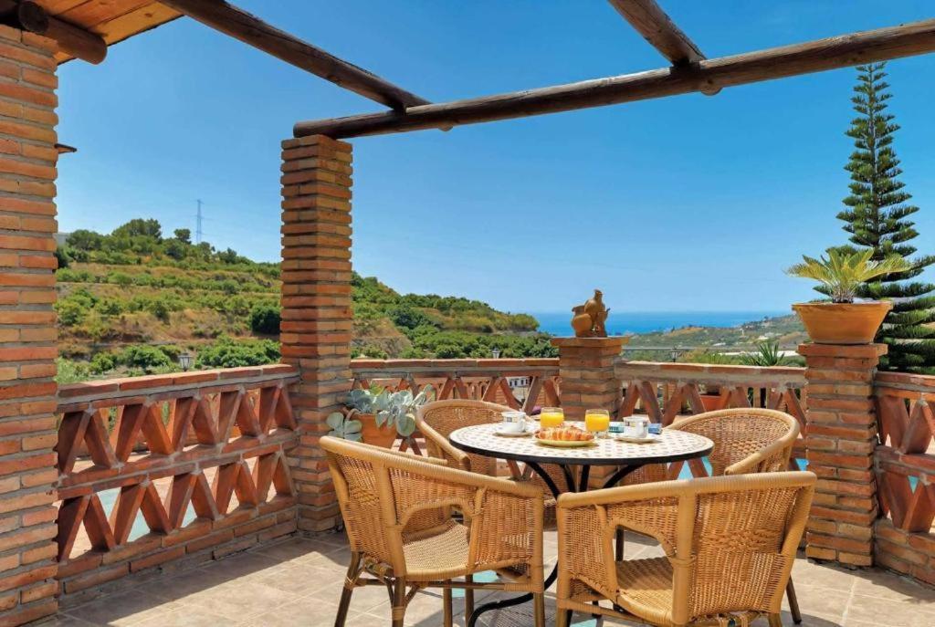 Vila Casa La Araucaria Frigiliana Exteriér fotografie